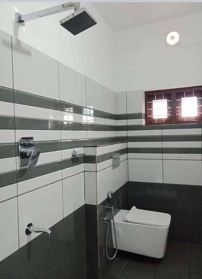 Bathroom Designs by Flooring Shibil Sanju, Malappuram | Kolo