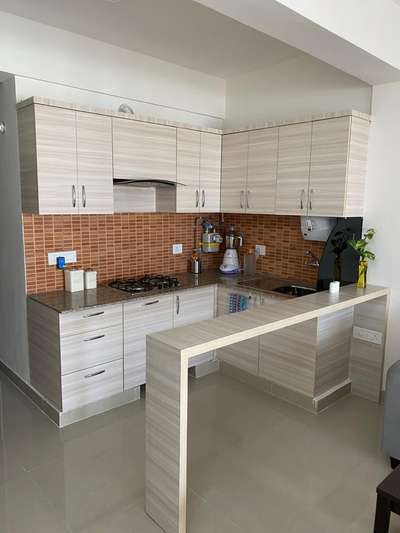 Kitchen, Storage, Flooring Designs by Carpenter Jafruddin Saifi, Gautam Buddh Nagar | Kolo