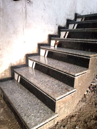 Staircase Designs by Contractor Vinit Sharma, Udaipur | Kolo