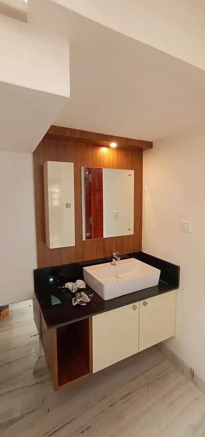 Bathroom Designs by Carpenter biju m, Malappuram | Kolo