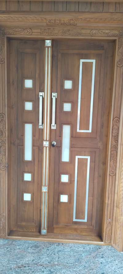 Door Designs by Carpenter Krishna Prasad Krishna Prasad, Palakkad | Kolo