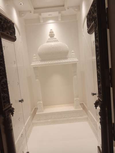 Prayer Room Designs by Flooring Abdhesh Sharma, Jaipur | Kolo