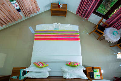 Bedroom Designs by Contractor Tomy Rockey, Idukki | Kolo
