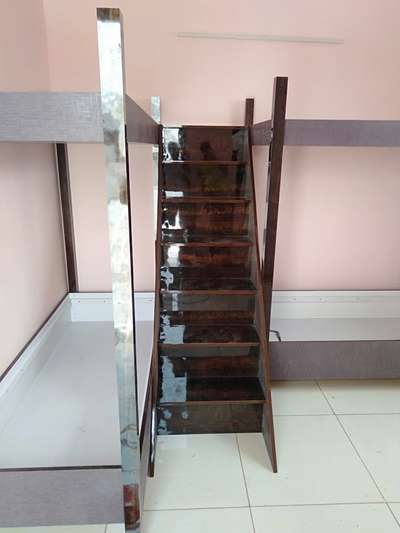 Staircase Designs by Carpenter Mutkeem Mansoori, Delhi | Kolo