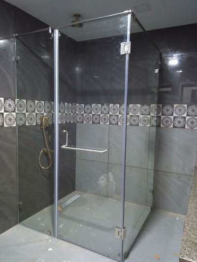 Bathroom Designs by Service Provider vinod kvs stealwork, Palakkad | Kolo