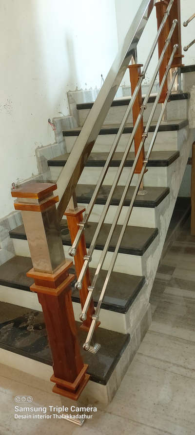 Staircase Designs by Civil Engineer abdu subair, Malappuram | Kolo