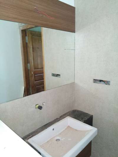 Bathroom Designs by Flooring chelliah  cholappally , Ernakulam | Kolo