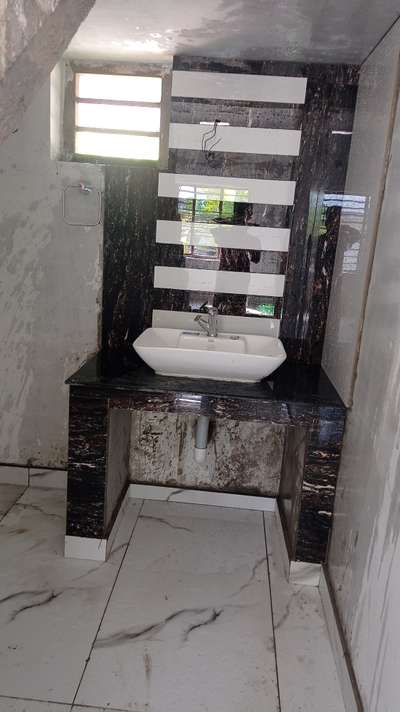 Bathroom Designs by Flooring Akbor Sk, Thrissur | Kolo