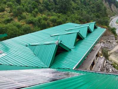 Roof Designs by Home Owner Rahmathulla Mlp, Kasaragod | Kolo
