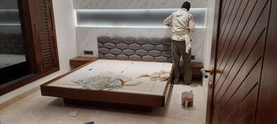 Furniture, Storage, Bedroom, Wall Designs by Contractor ashu Saifi, Delhi | Kolo
