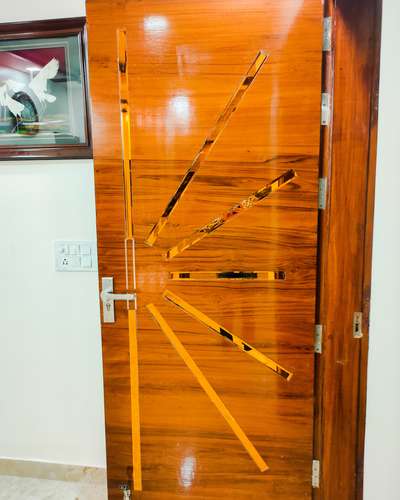 Door Designs by Contractor Archit Tyagi, Delhi | Kolo