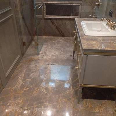 Flooring, Bathroom Designs by Contractor Manish Pandit, Gurugram | Kolo
