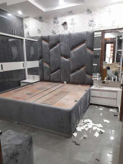 Furniture, Storage, Bedroom, Wall Designs by Carpenter Saleem Alvi, Delhi | Kolo