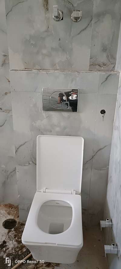 Bathroom Designs by Plumber Zakir Plumber Zakir Plumber, Gautam Buddh Nagar | Kolo