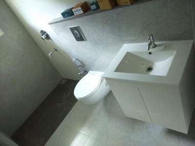 Bathroom Designs by Contractor siju kurian, Idukki | Kolo