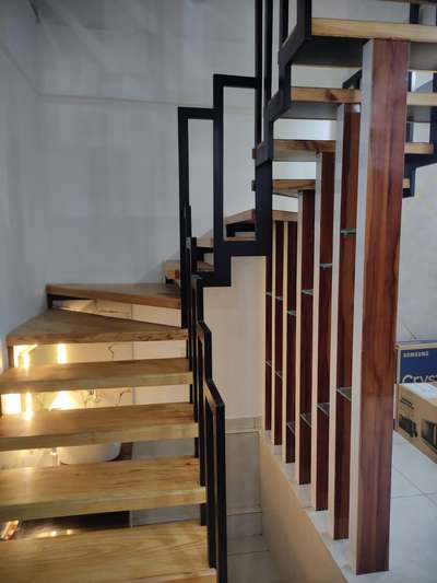 Staircase Designs by Carpenter raghu,mr raghu.mr, Ernakulam | Kolo