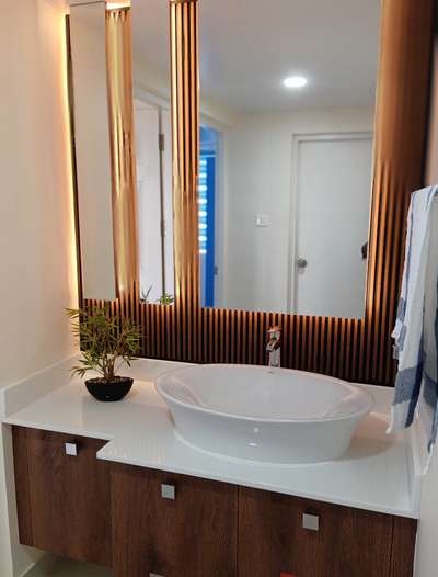 Bathroom Designs by Building Supplies ROBIN  DAYANANDAN, Ernakulam | Kolo