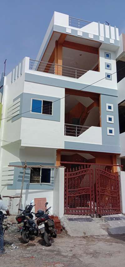 Exterior Designs by Contractor purbhash verma, Bhopal | Kolo