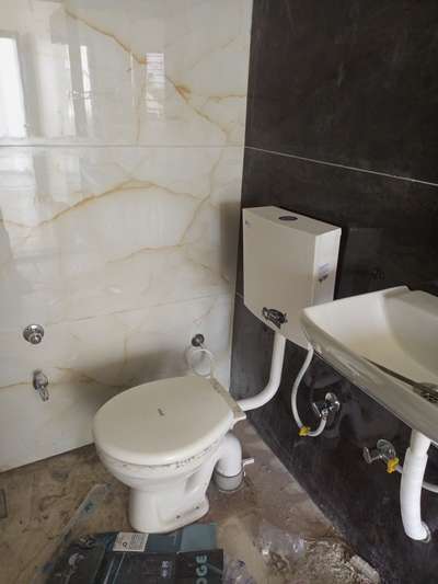 Bathroom Designs by Plumber Naseer Khan, Ujjain | Kolo