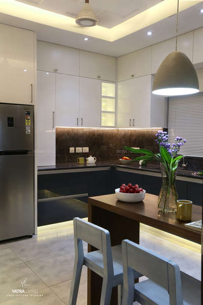 Kitchen, Lighting, Storage Designs by Architect YatraLiving Architecture Interior, Ernakulam | Kolo
