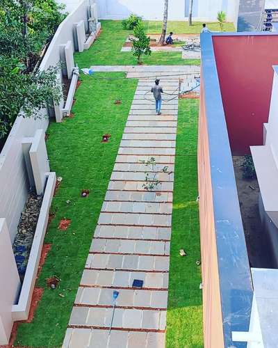 Outdoor Designs by Civil Engineer KUDIL BUILDERS   INTERIORS, Thrissur | Kolo