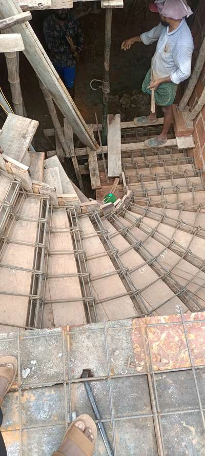 Staircase Designs by Contractor Sunil Sunilkillimangalam, Malappuram | Kolo