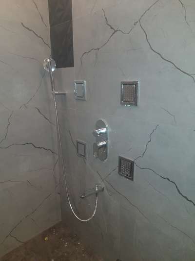 Bathroom Designs by Plumber kanhaiya lal  kumawat , Jaipur | Kolo