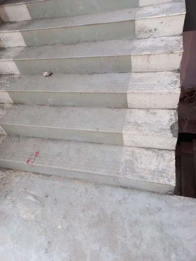 Staircase Designs by Contractor Sudhanshu Gupta, Gautam Buddh Nagar | Kolo