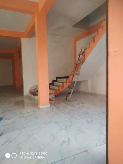 Flooring, Staircase Designs by Contractor anwar pathan, Dewas | Kolo