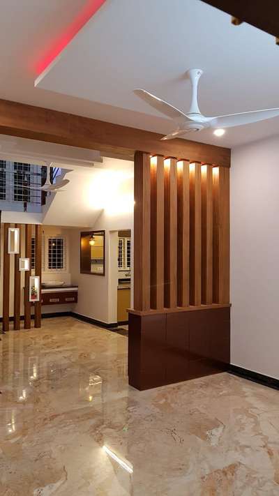 Ceiling, Flooring, Wall, Storage Designs by Contractor Leeha builders rini-7306950091, Kannur | Kolo