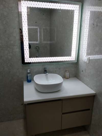 Lighting, Bathroom Designs by Contractor Baldev Sharma, Delhi | Kolo