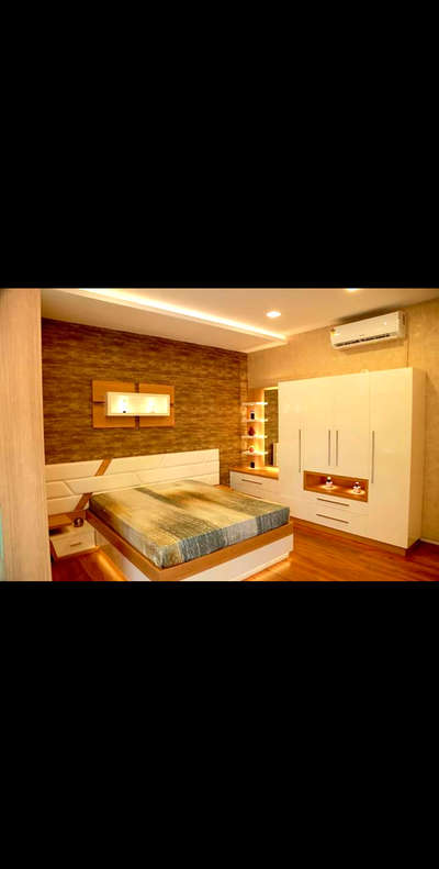 Furniture, Bedroom, Wall, Storage Designs by Contractor mohd Arif Saifi, Ernakulam | Kolo