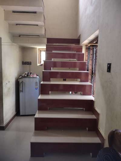 Staircase Designs by Contractor Pratheesh Pratheesh. p, Kannur | Kolo