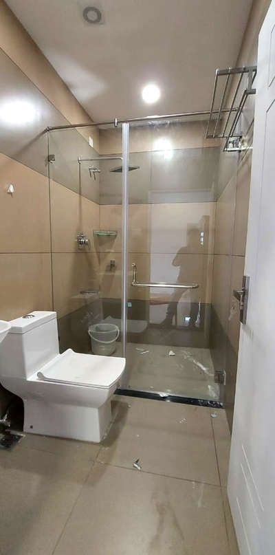 Bathroom Designs by Glazier ajeesh cherppukaran mob 9048300280, Thrissur | Kolo