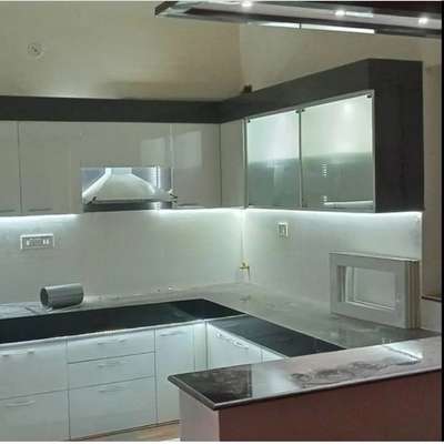 Kitchen, Lighting, Storage Designs by Interior Designer Himanshu Shrivastava, Indore | Kolo