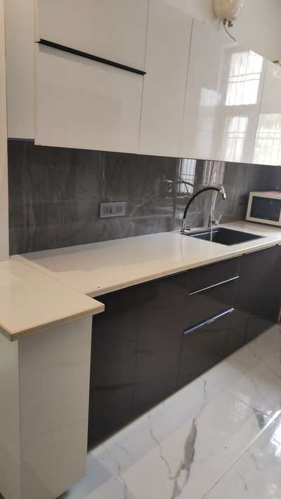 Kitchen, Storage Designs by Carpenter mohd  Aarif, Sonipat | Kolo