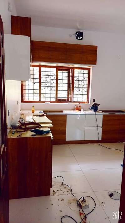 Kitchen, Storage, Window Designs by Carpenter ഹിന്ദി Carpenters  99 272 888 82, Ernakulam | Kolo