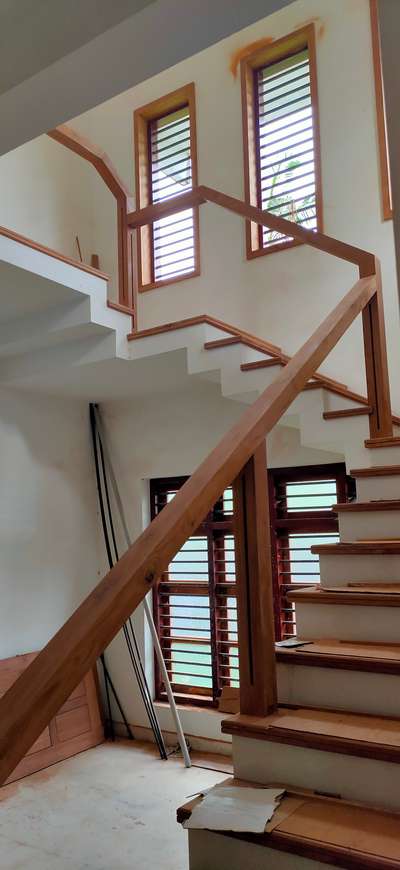 Staircase Designs by Carpenter Vinod K, Kannur | Kolo