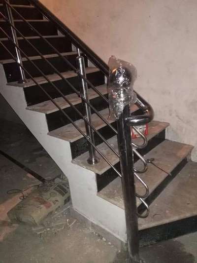 Staircase Designs by Fabrication & Welding Nadeem Nadeem, Gautam Buddh Nagar | Kolo