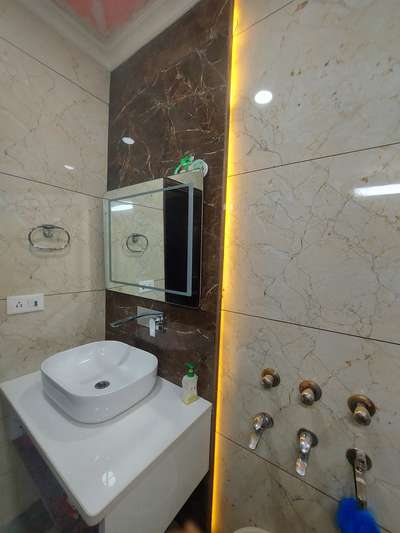 Bathroom Designs by 3D & CAD Karan Singh, Gautam Buddh Nagar | Kolo