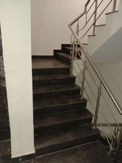 Staircase Designs by Flooring Bablu Ahirwar, Gurugram | Kolo