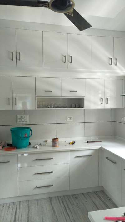 Storage, Kitchen Designs by Carpenter Ragesh Kv, Kannur | Kolo