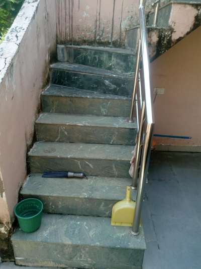 Staircase Designs by Mason Anil Virgodiya, Dewas | Kolo