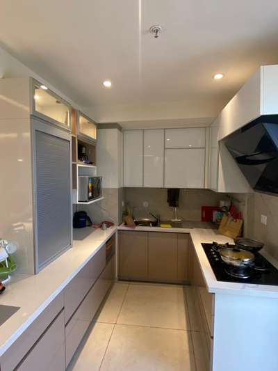 Lighting, Kitchen, Storage Designs by Interior Designer Mintu Jangra, Gurugram | Kolo