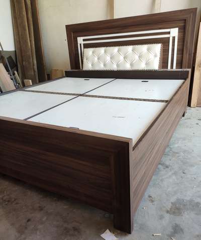 Furniture, Bedroom Designs by Contractor Rahis khan, Sonipat | Kolo