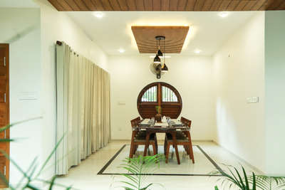 Ceiling, Dining, Furniture, Table Designs by Architect fafa Architects, Kozhikode | Kolo