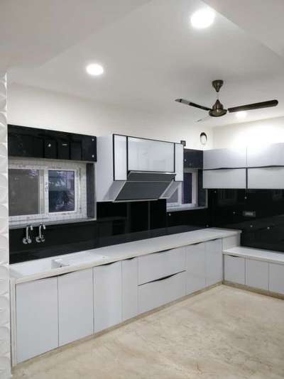 Ceiling, Flooring, Kitchen, Storage Designs by Carpenter ഹിന്ദി Carpenters  99 272 888 82, Ernakulam | Kolo