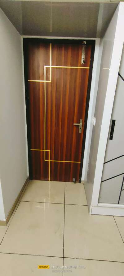 Door Designs by Carpenter Shakib Idrisi, Ghaziabad | Kolo