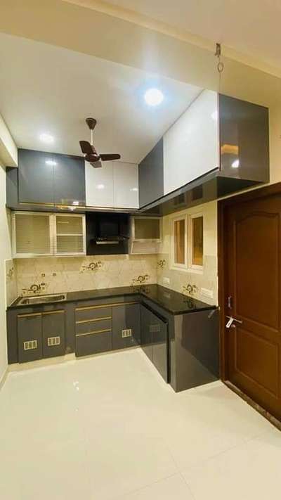 Kitchen, Lighting, Storage Designs by Carpenter vikash kumar, Sikar | Kolo