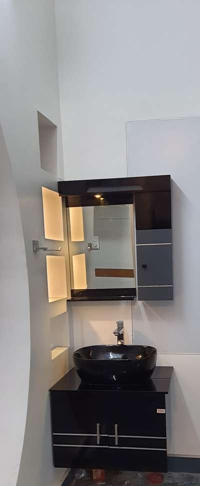 Bathroom Designs by Contractor ABID NILGRI, Wayanad | Kolo